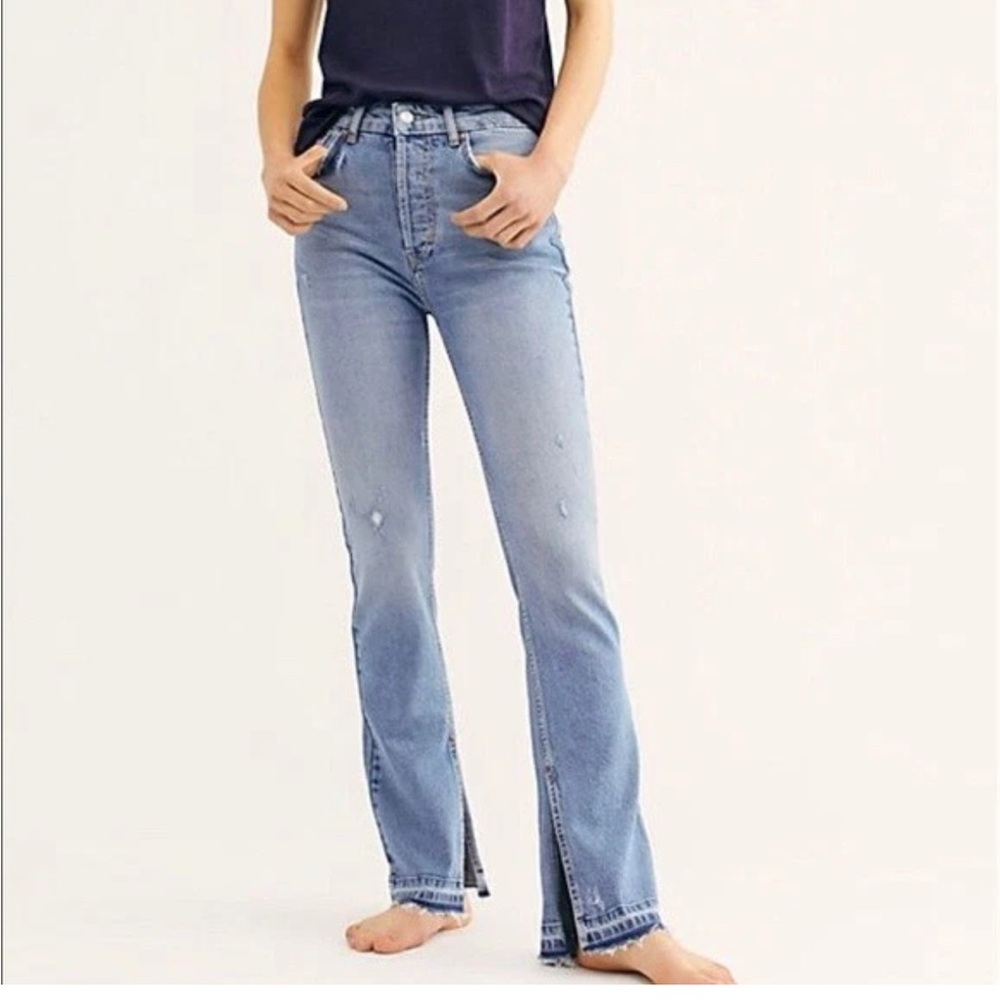 Free People Women’s Jeans Distressed Button Fly Slit Hem size 24